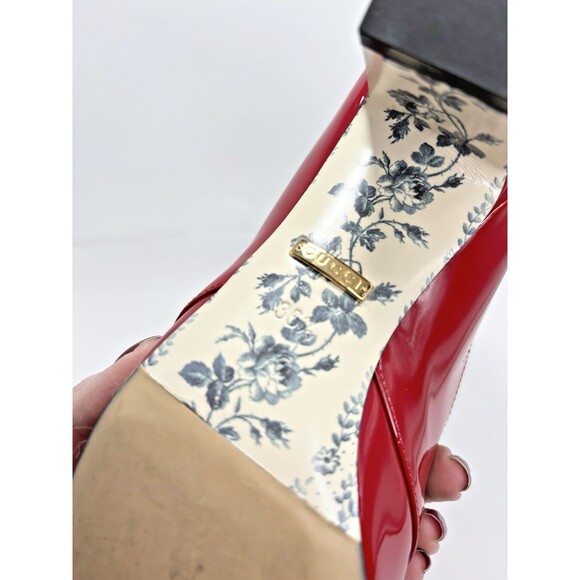 Gucci Victoire GG Block Heel Pumps Red Patent Leather Gold GG Buckle Sz EU 36.5 - Picture 13 of 15